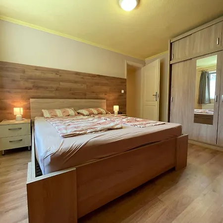 Appartments Kisloed With Bio Pool Daire Kislod